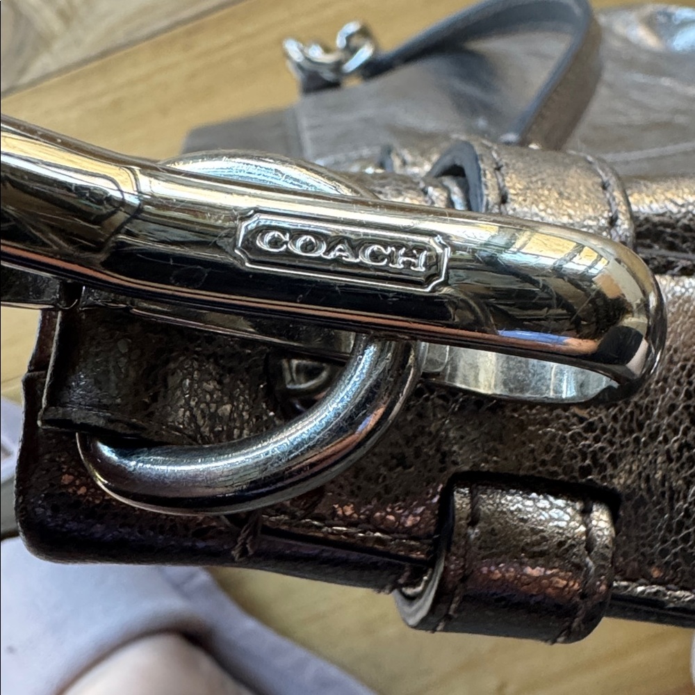 Coach Brooke Metallic Silver Women's Leather Purse - Picture 7 of 8